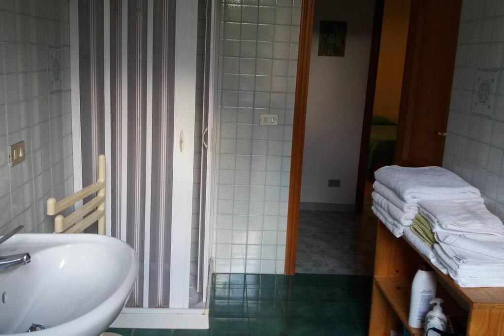 Casa Catalogna , Vicino Al Centro Storico. Vila Lípara Exterior foto